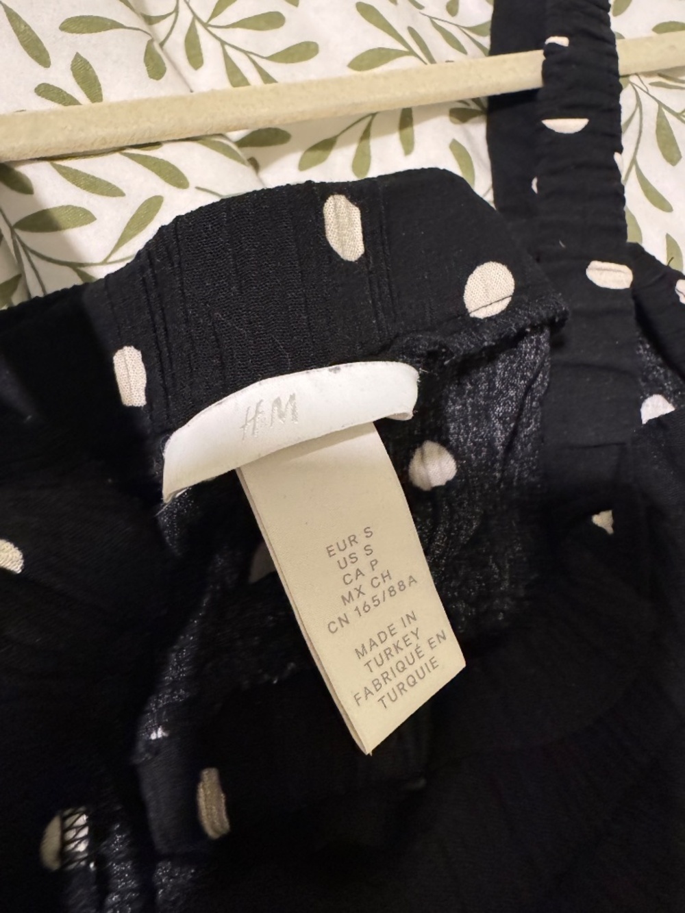 Polka dot top - Picture 3 of 3